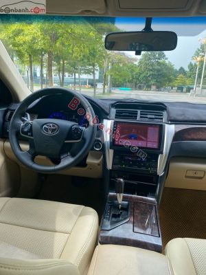 Xe Toyota Camry 2.0E 2016